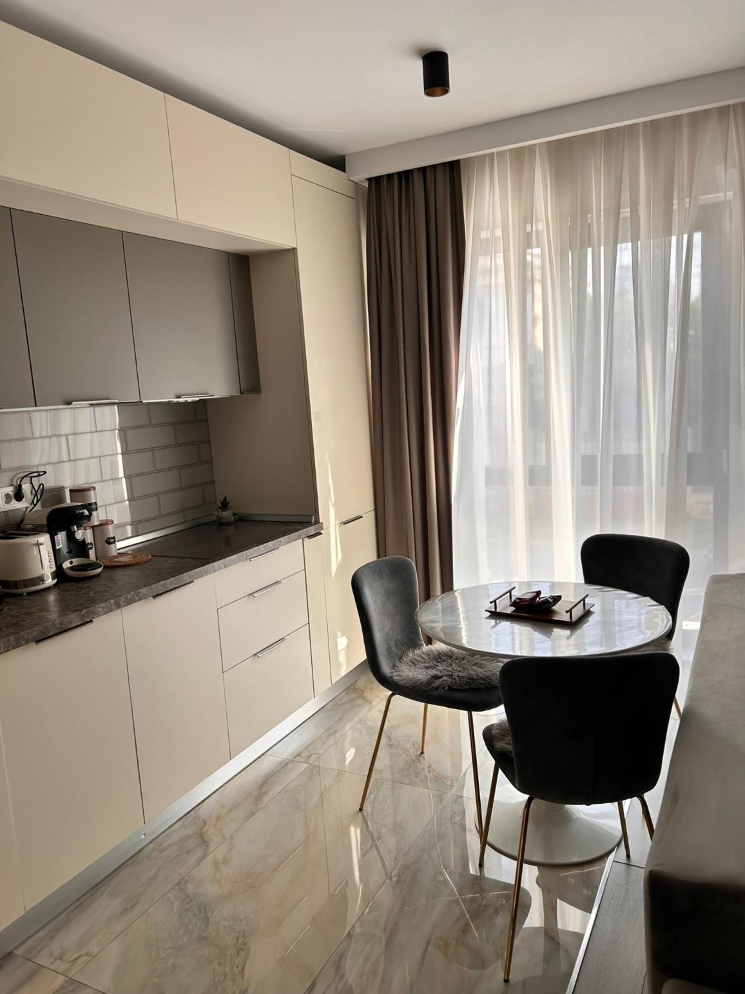 Elegance Lejlighed Bukarest Eksteriør billede